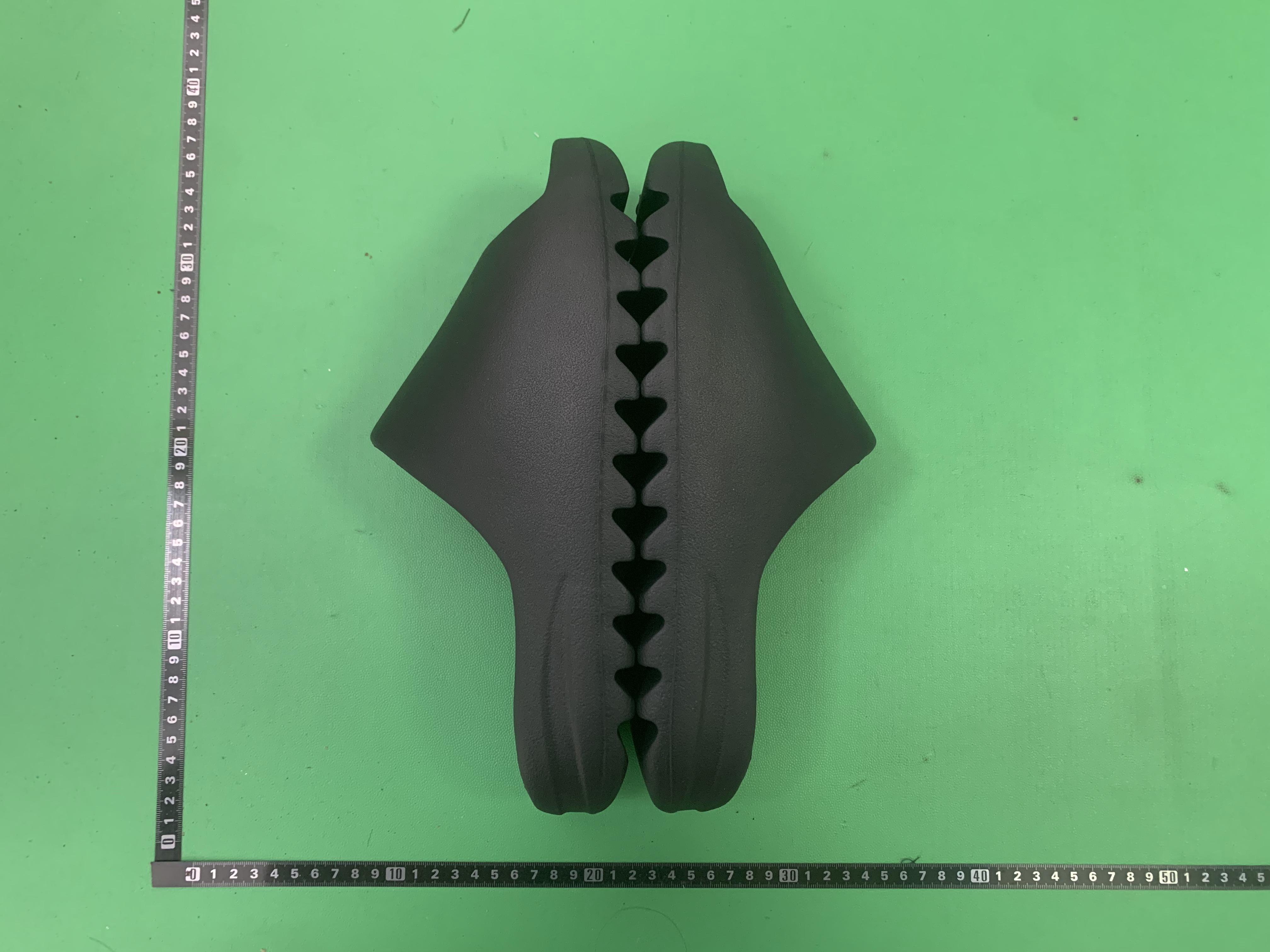 LW Batch Yeezy SIide -3