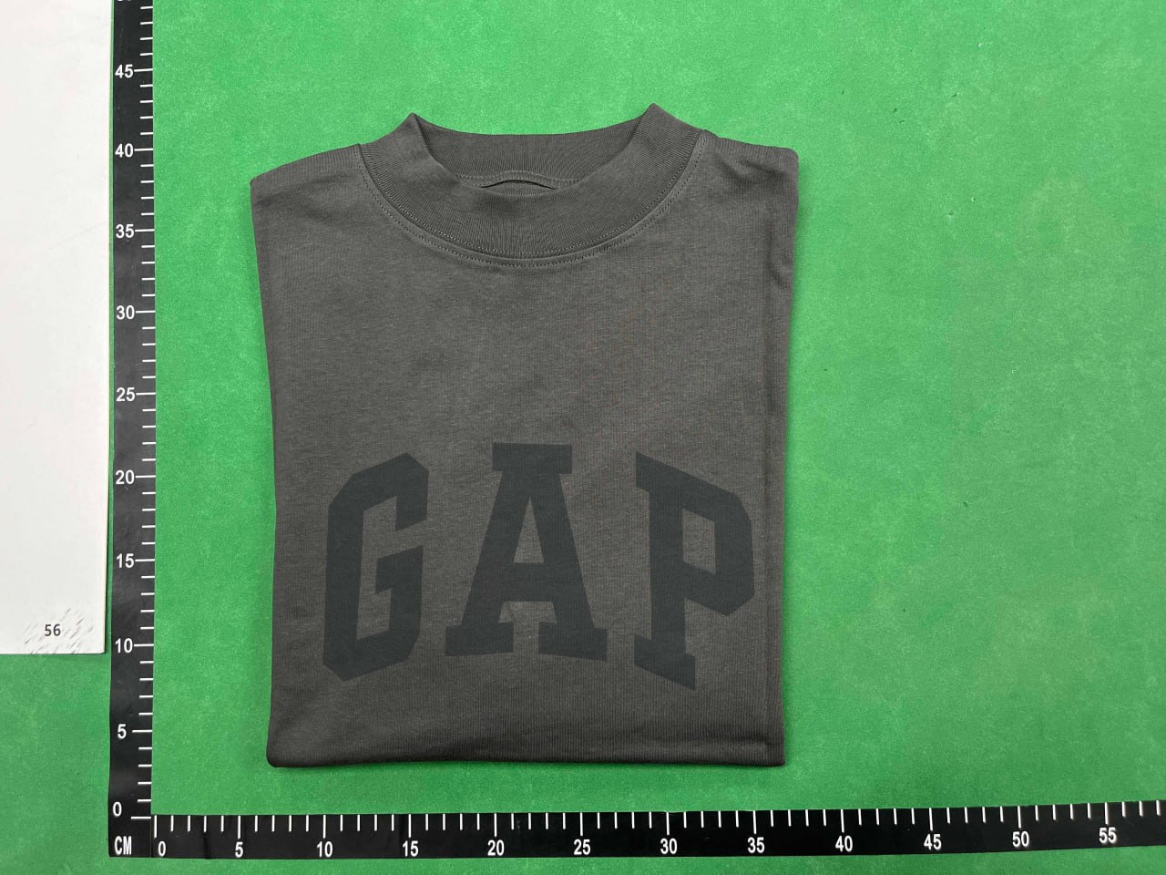 TEE YEEZY GAP -5