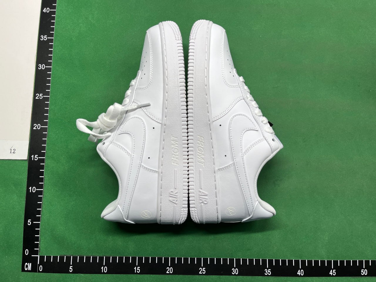 Nike  Air  Force  1 -4