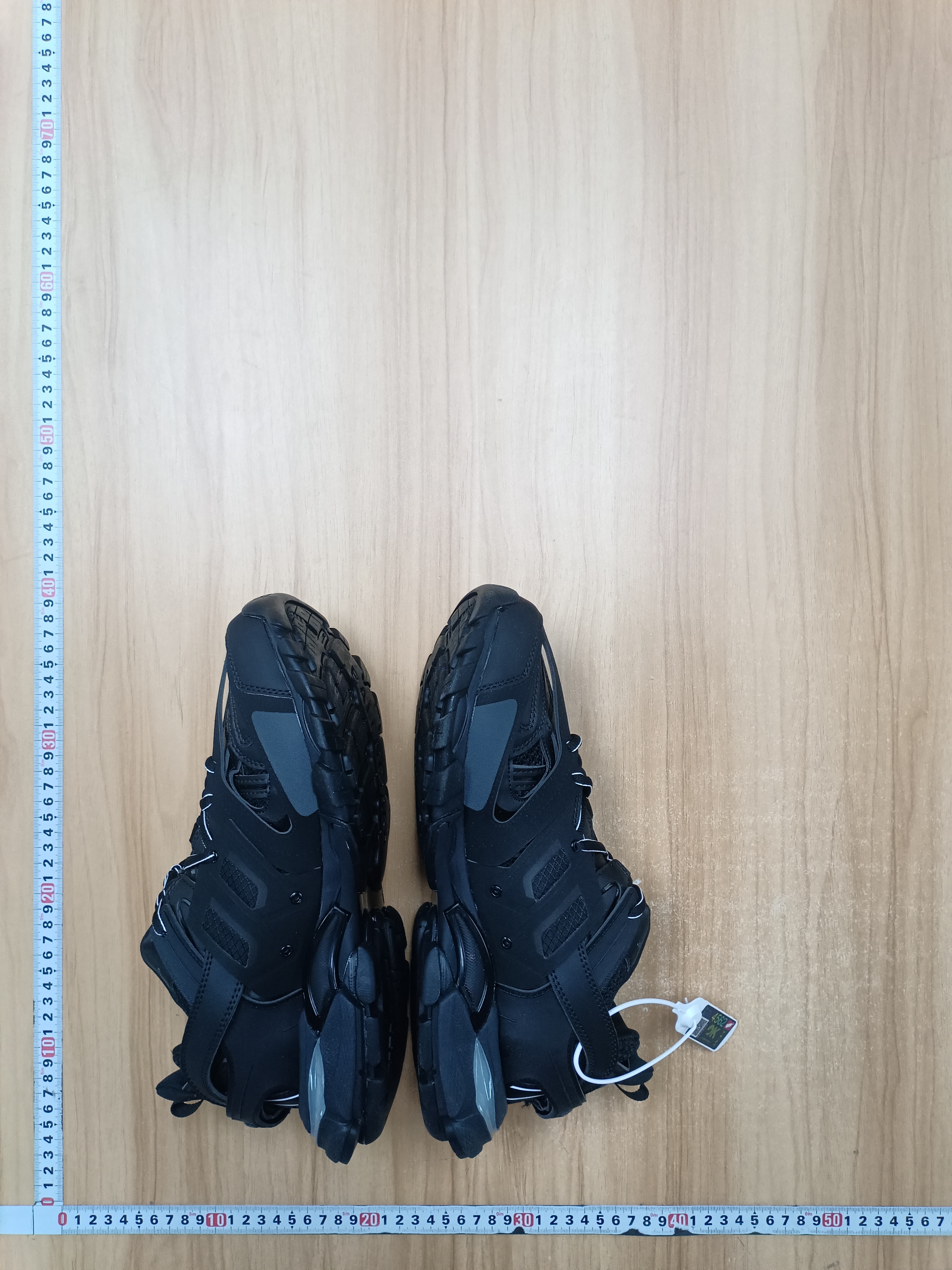 OK  Batch   Balenciaga Track -2