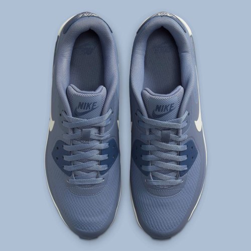 The Nike Air Max 90 Golf Preps For Tee Time In “Ashen Slate/Diffused Blue”(pic3) The Nike Air Max 90 Golf Preps For Tee Time In “Ashen Slate/Diffused Blue”(pic3)