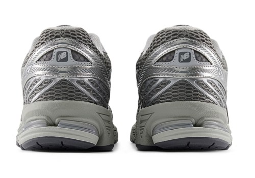 The New Balance 860v2 Sticks To A Silvery Formula(pic4) The New Balance 860v2 Sticks To A Silvery Formula(pic4)