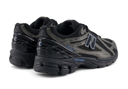 The New Balance 1906R Takes On A Hardy “Black/Blue”(pic3)