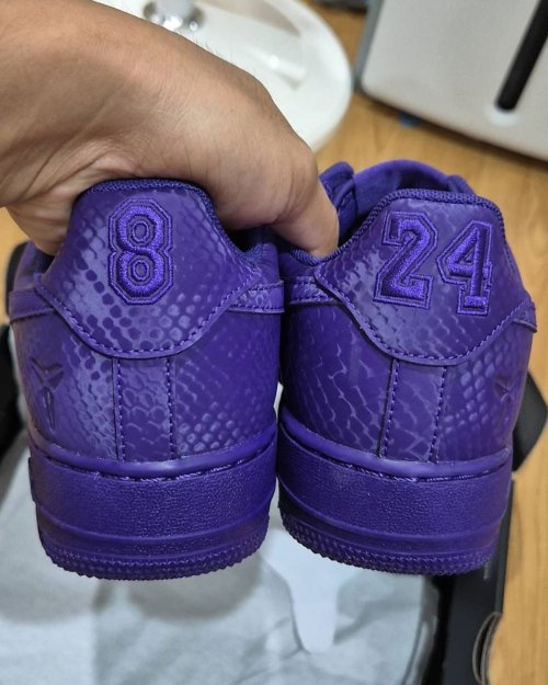 New Images Of The Kobe Bryant x Nike Air Force 1 “Court Purple”(pic3) New Images Of The Kobe Bryant x Nike Air Force 1 “Court Purple”(pic3)