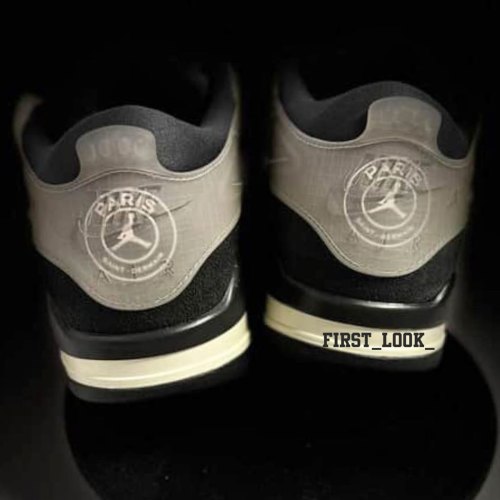 First Look At The PSG x Air Jordan 4 RM(pic1) First Look At The PSG x Air Jordan 4 RM(pic1)