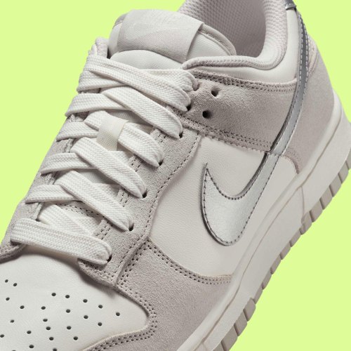 A Silver Swoosh Adds Spark To A Greyed Out Nike Dunk(pic5) A Silver Swoosh Adds Spark To A Greyed Out Nike Dunk(pic5)
