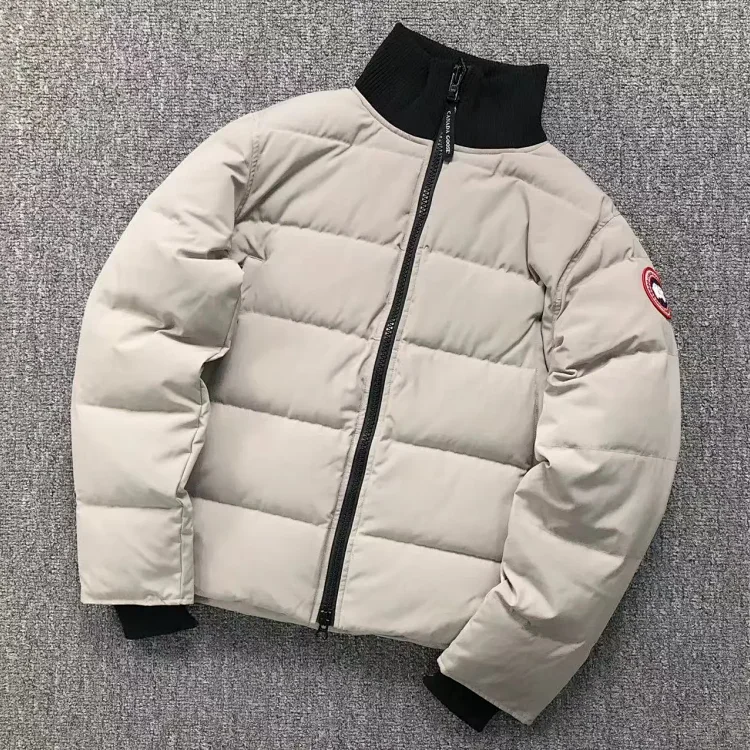 Canada Goose Beige Puffer Jack